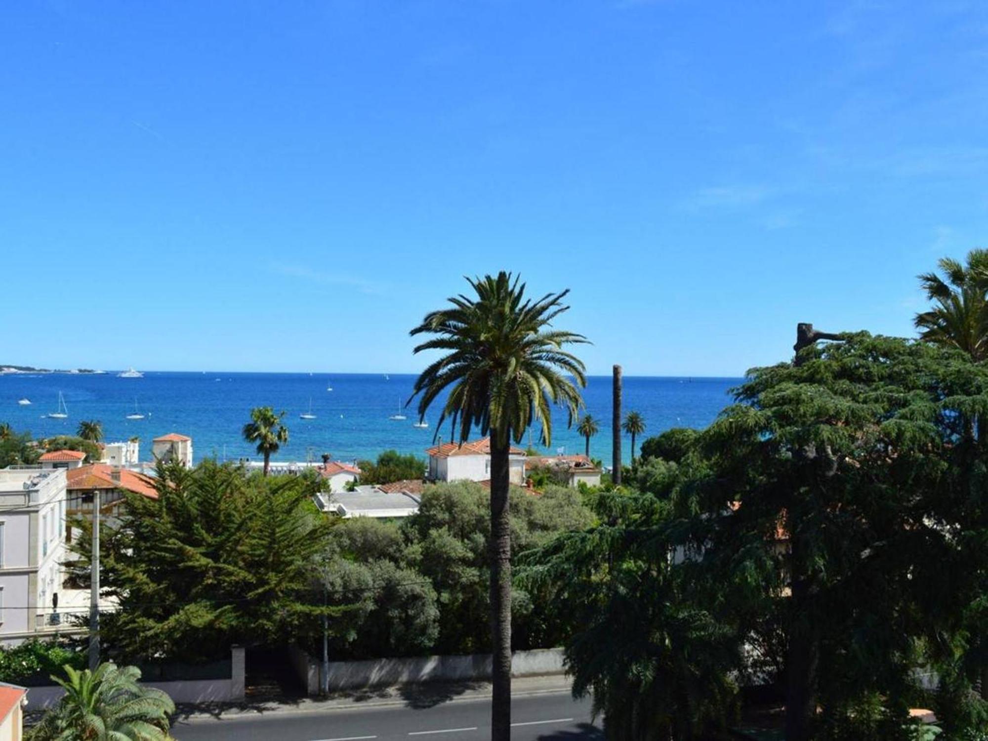 Studio Agreable Avec Loggia, Garage Et Plage A Proximite - 2 Couchages, Golfe-Juan - Fr-1-252-62 Buitenkant foto