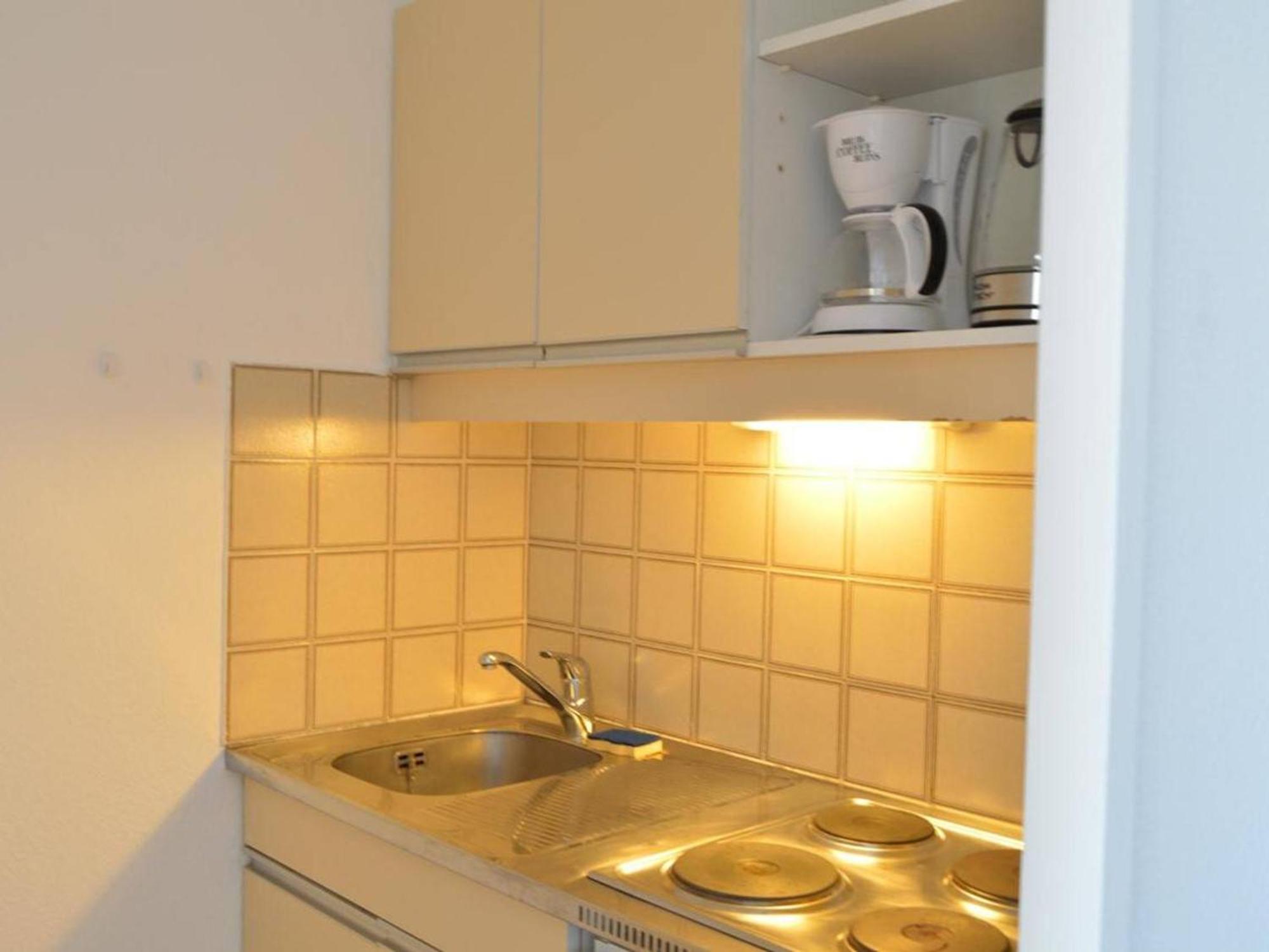 Studio Agreable Avec Loggia, Garage Et Plage A Proximite - 2 Couchages, Golfe-Juan - Fr-1-252-62 Buitenkant foto